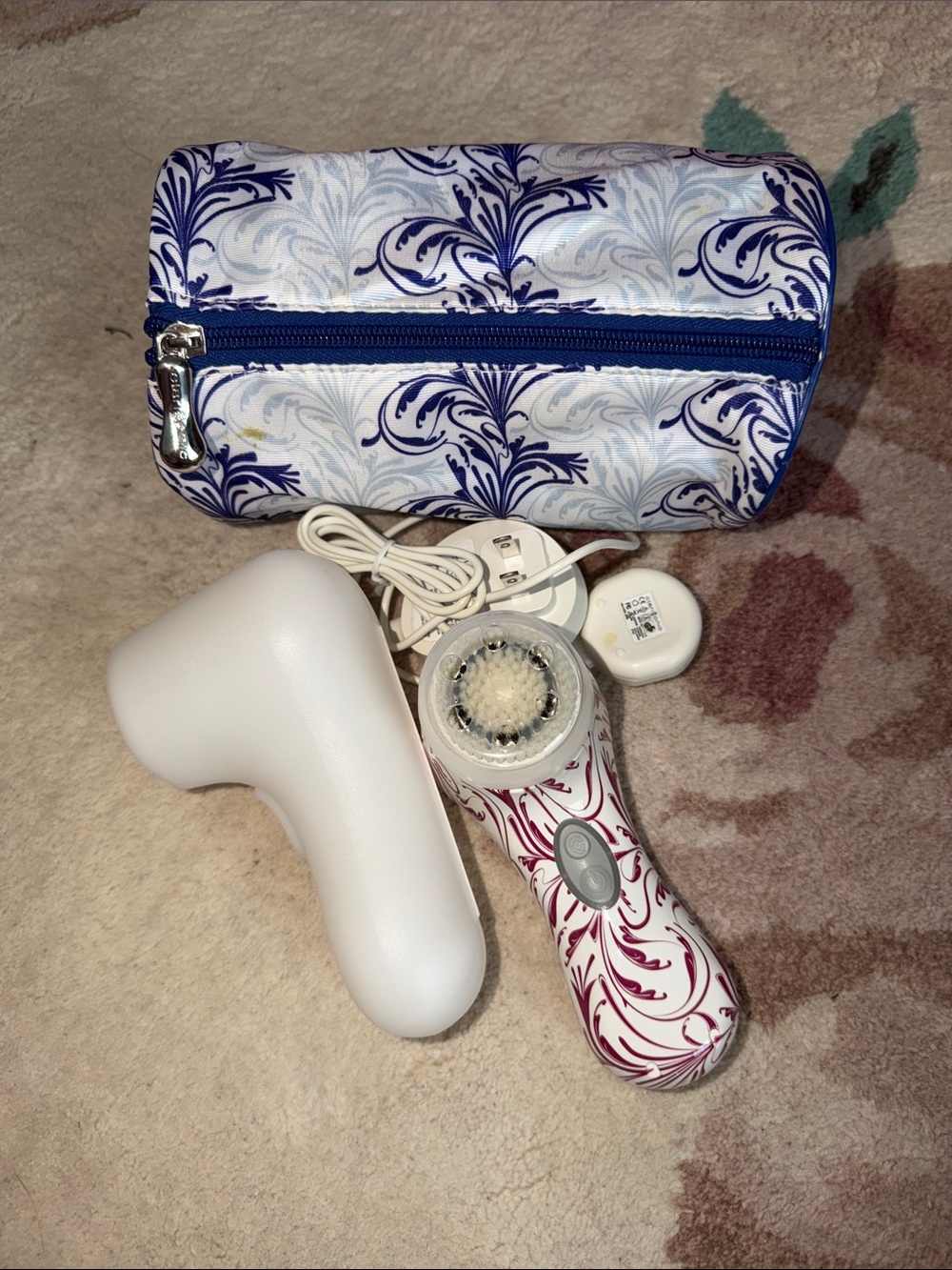 Clarisonic Mia2 White and Purple Patterned Facial Cleansing Brush with Pouch